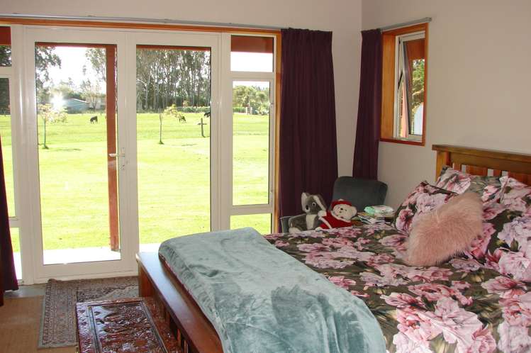 256 Oreti Road Otatara_11