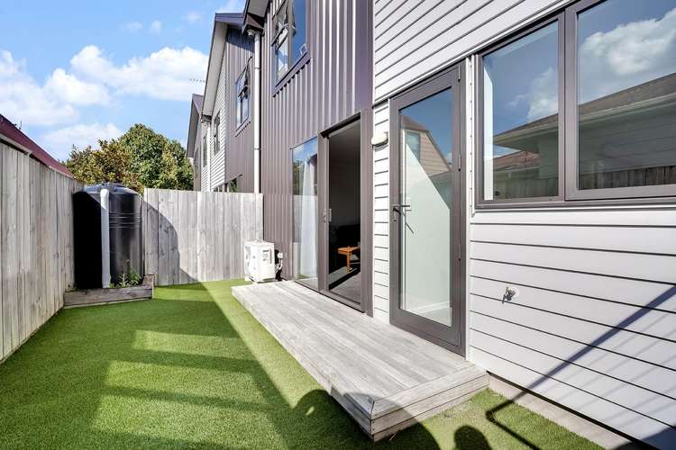 2/12 Beaumont Street_2