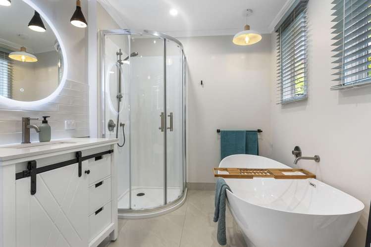 2/5A Dakota Avenue Beach Haven_20