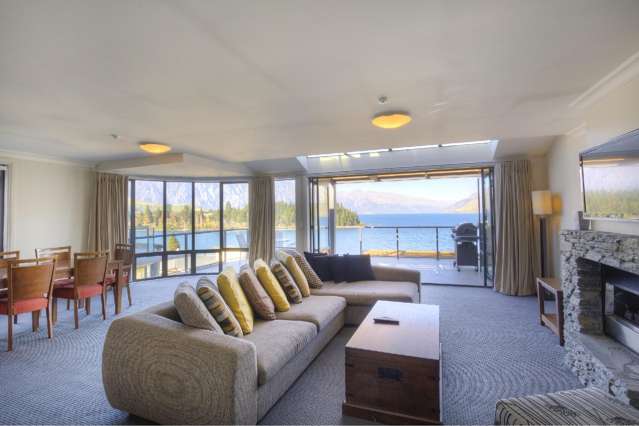 905/34 Lake Esplanade Queenstown_3