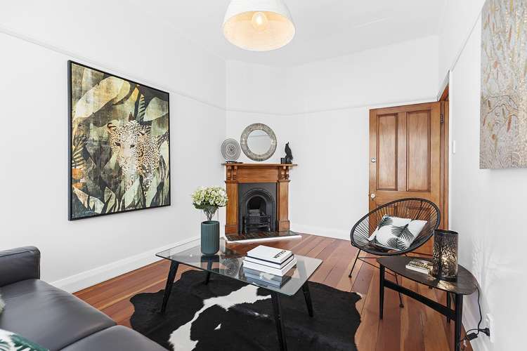 21 Newtown Avenue Newtown_9