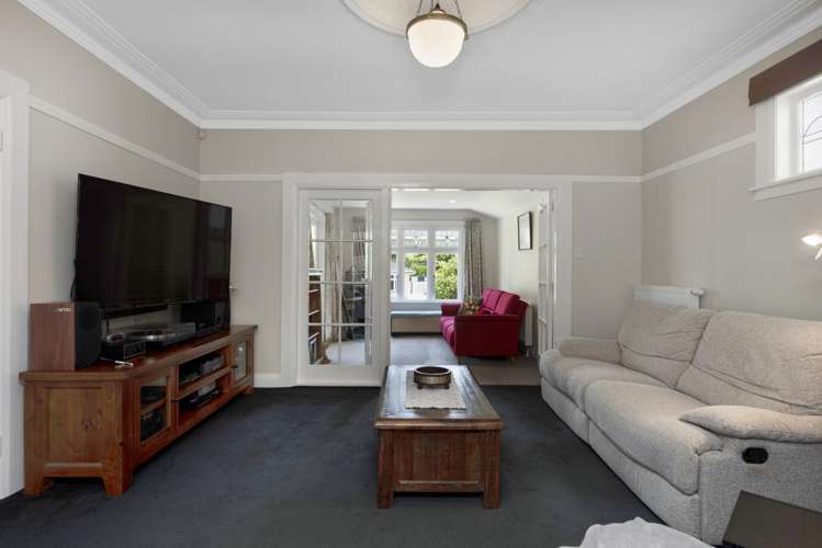 21 Burrows Avenue Karori_6