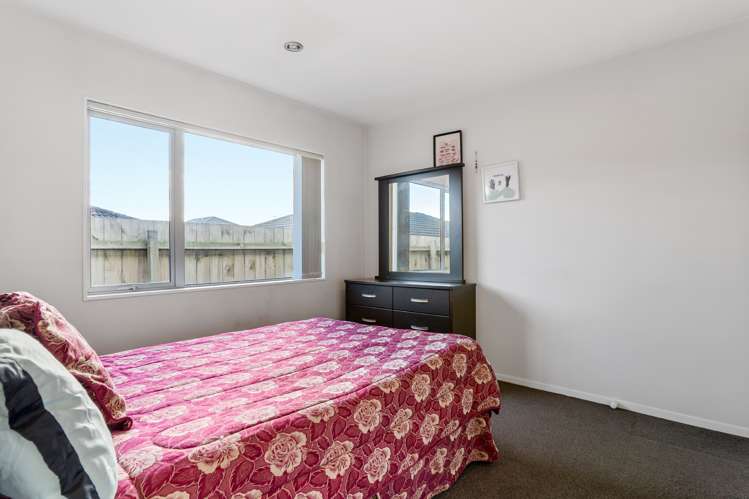 6 John Broad Place Flat Bush_13