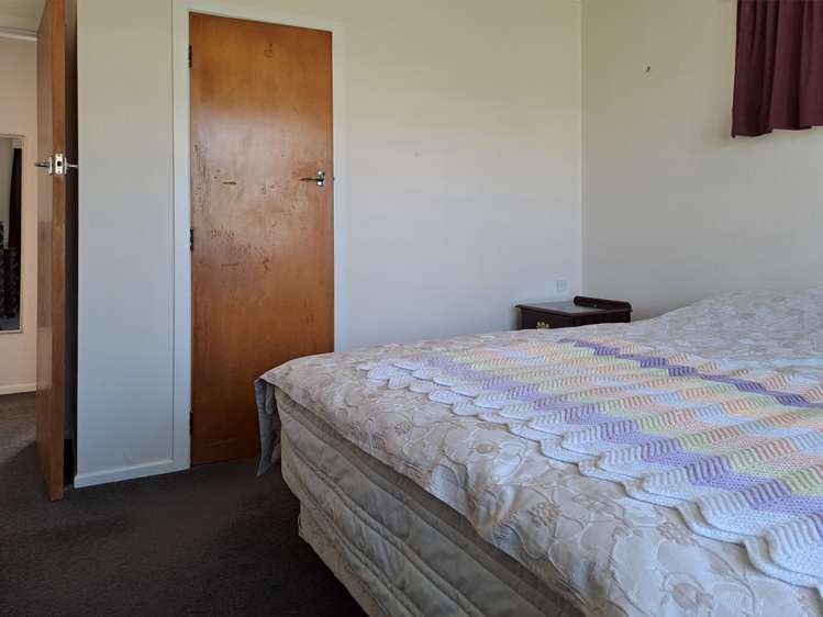 123 Sutherland Road Brookfield_13