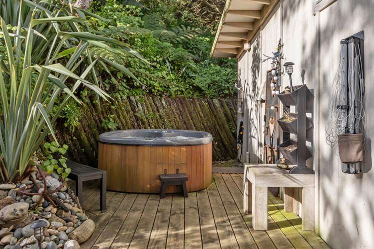 Wai-iti Beach Retreat Beach Road Waiiti_16