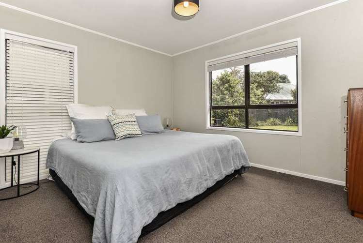 84 Fonteyn Street Avondale_8