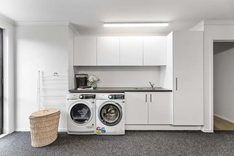 31 Corsair Crescent Burleigh_17