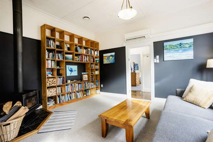 169 Surrey Street St Clair_15