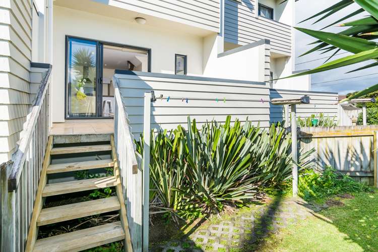 2/191 Sunnynook Road Wairau Valley_11