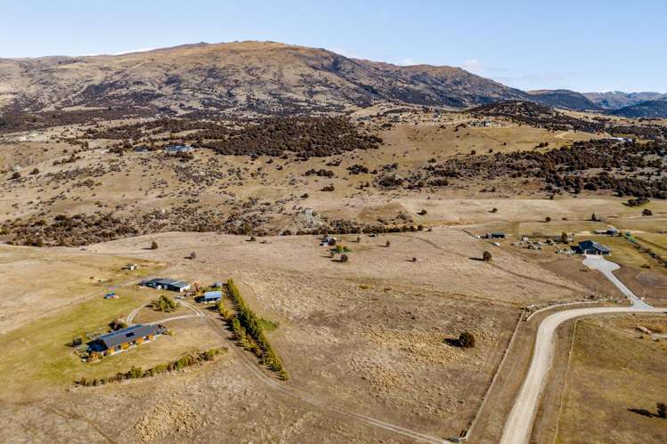 41 Totara Place Queensberry_13