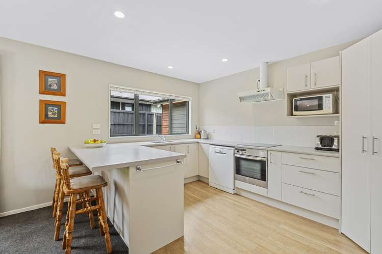 27 Caverhill Close_5