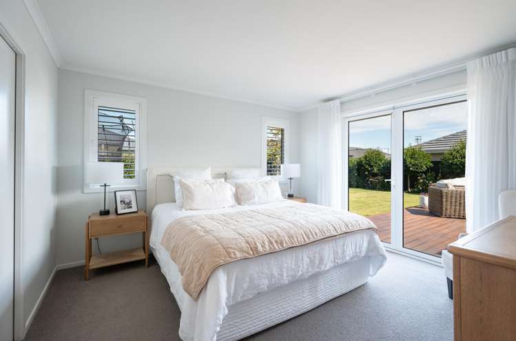 8 Oakdale Grove Richmond_14