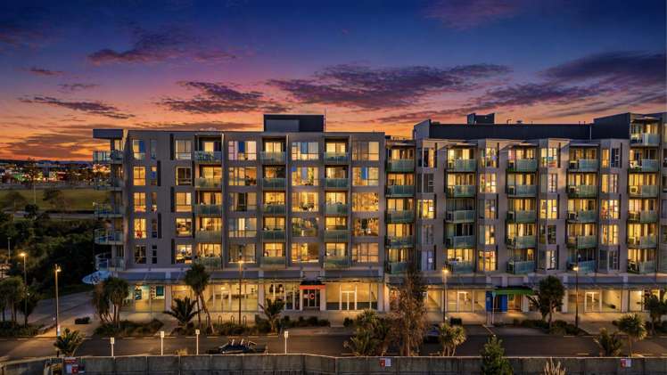 605/1 Rose Garden Lane Albany_19