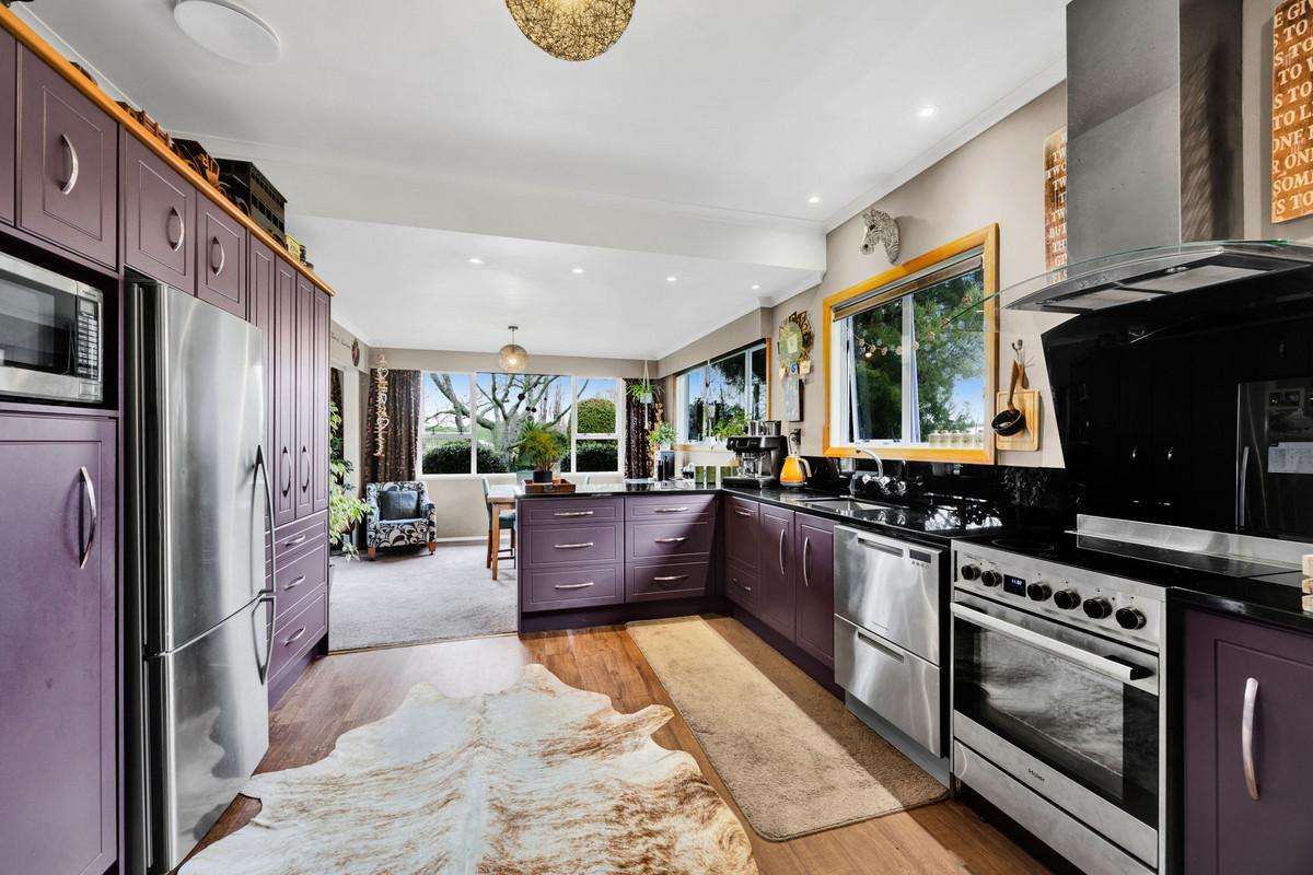 1156 East Road_4