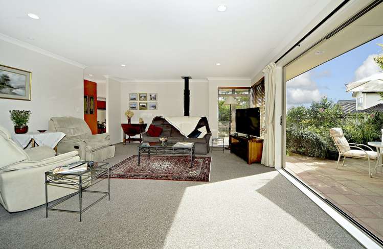 32 Maybole Drive Flat Bush_5