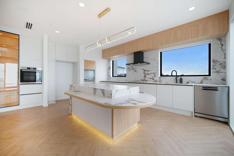 328A Hillsborough Road 1687_3