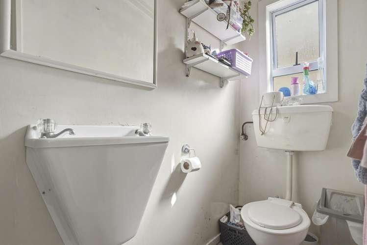 27 Chambers Street North East Valley_20