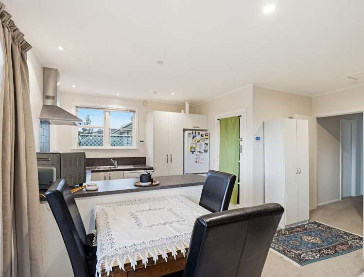14 Camellia Avenue Aramoho_6