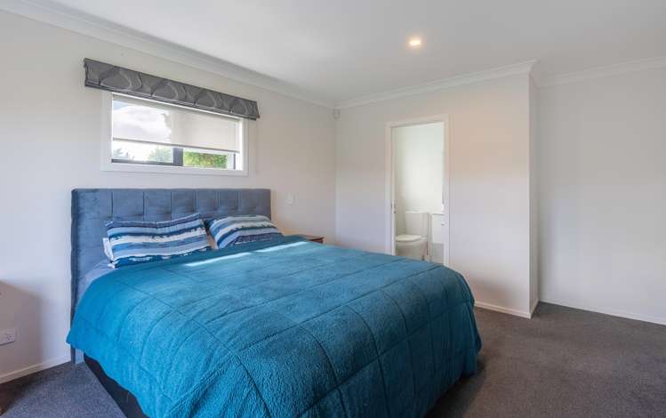 27 Cobb Place Otaki_11