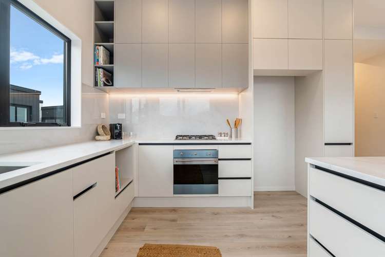 935 Whangaparaoa Road Manly_12