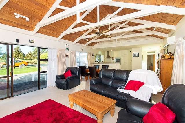 42 Racecourse Road Waiuku_2