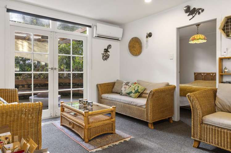 29 Taupahi Road_5