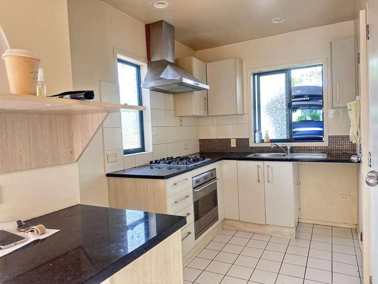 34/10 John Jennings Drive Oteha_3