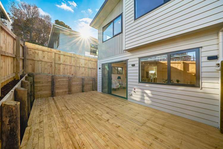 2/20 Cyril Crescent West Harbour_16
