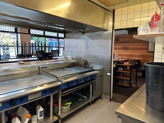 Unit C & D/111 Riccarton Road Riccarton_3