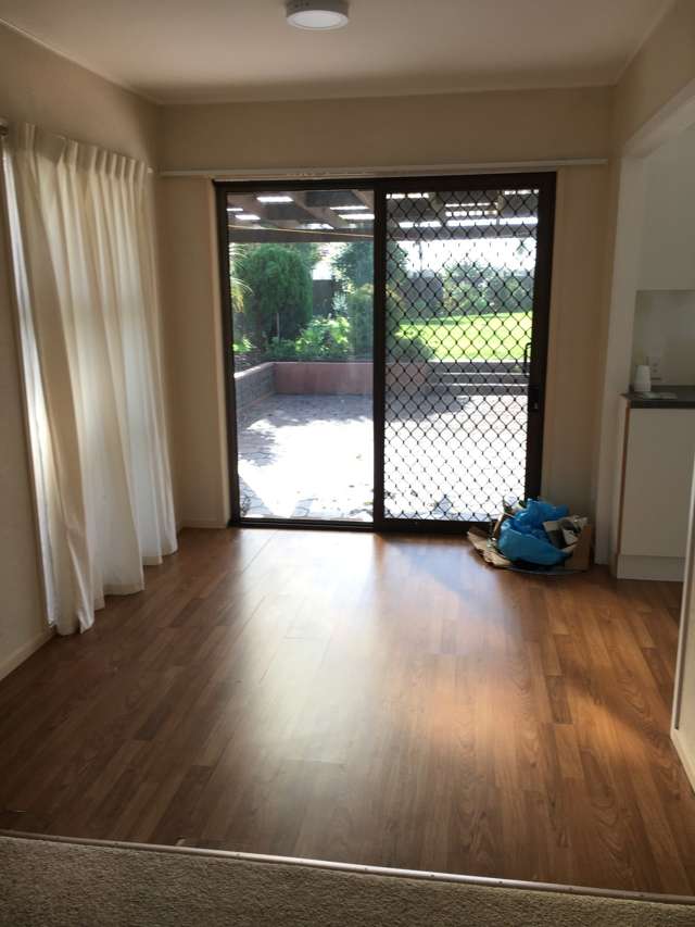 13 Diorella Drive Clover Park_3