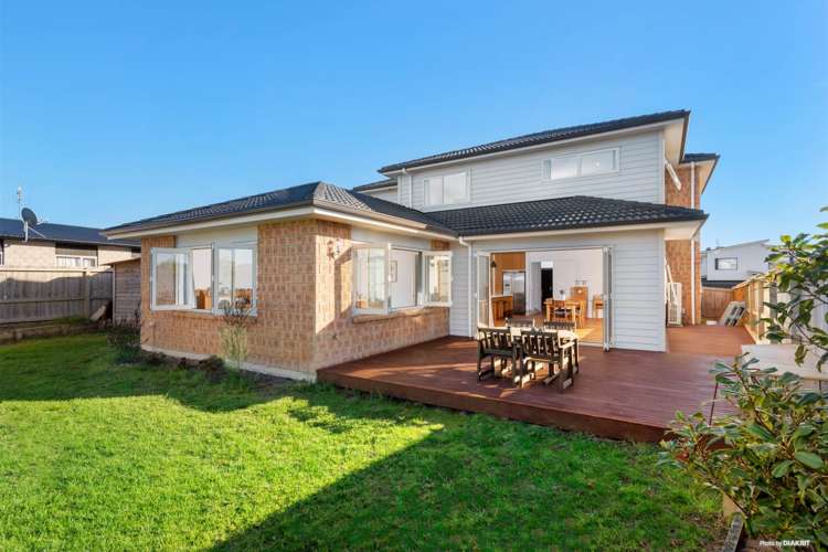 79 Intrepid Crescent Beachlands_3