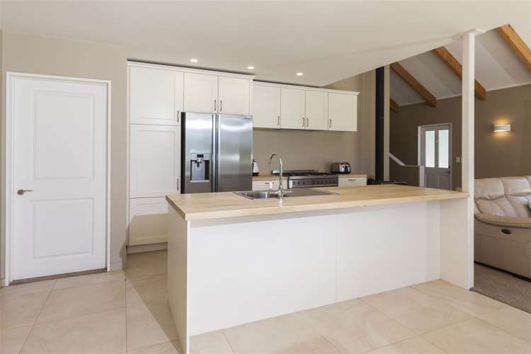 2279 South Eyre Road West Eyreton_25