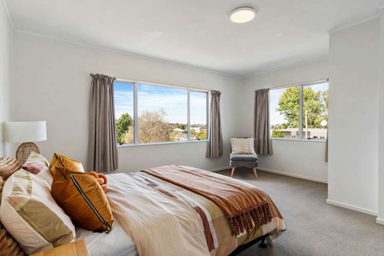 56 Girrahween Drive Totara Vale_10