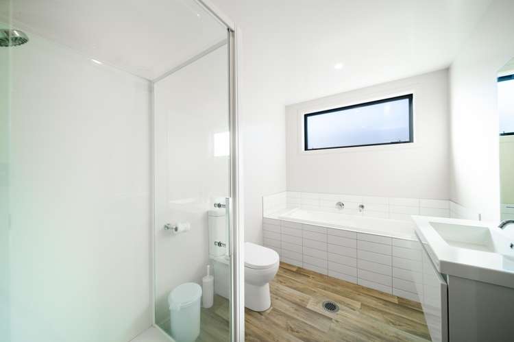 19 Lauder Street Dalefield/Wakatipu Basin_13