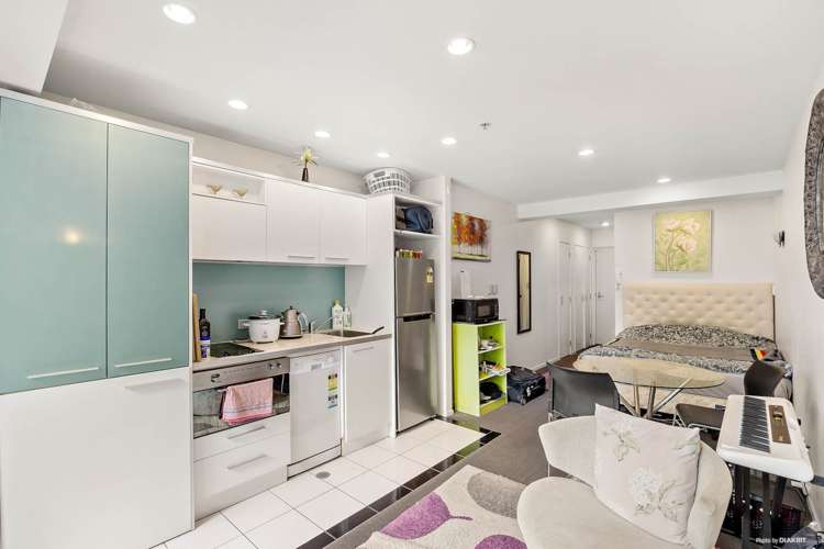 207/17 Vogel Lane Auckland Central_6