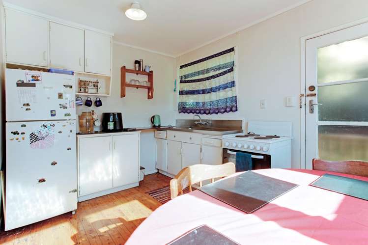 6/64a Ngatiawa Street One Tree Hill_6