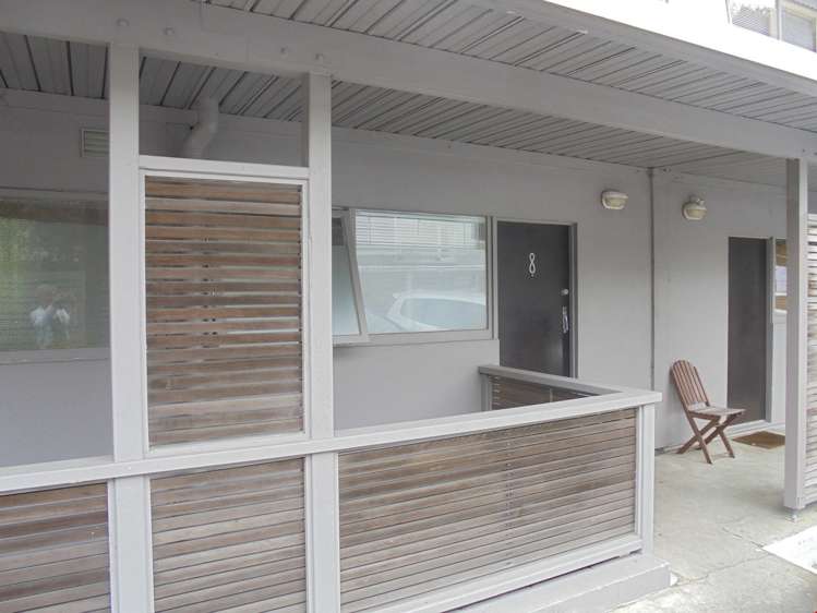 8/6 Sarsfield Street Herne Bay_11