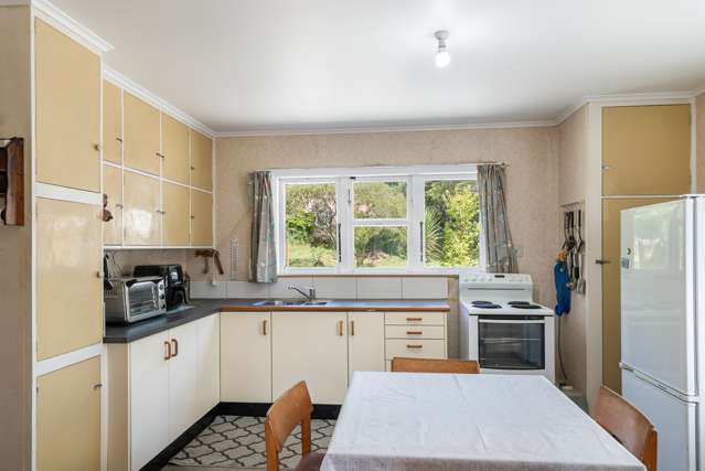 171 Wellington Road Wainuiomata_3