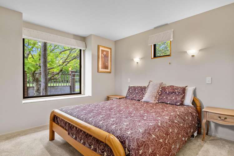 51 Chesham Avenue Waipahihi_17