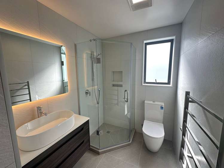 15 Quibray Place Botany Downs_8