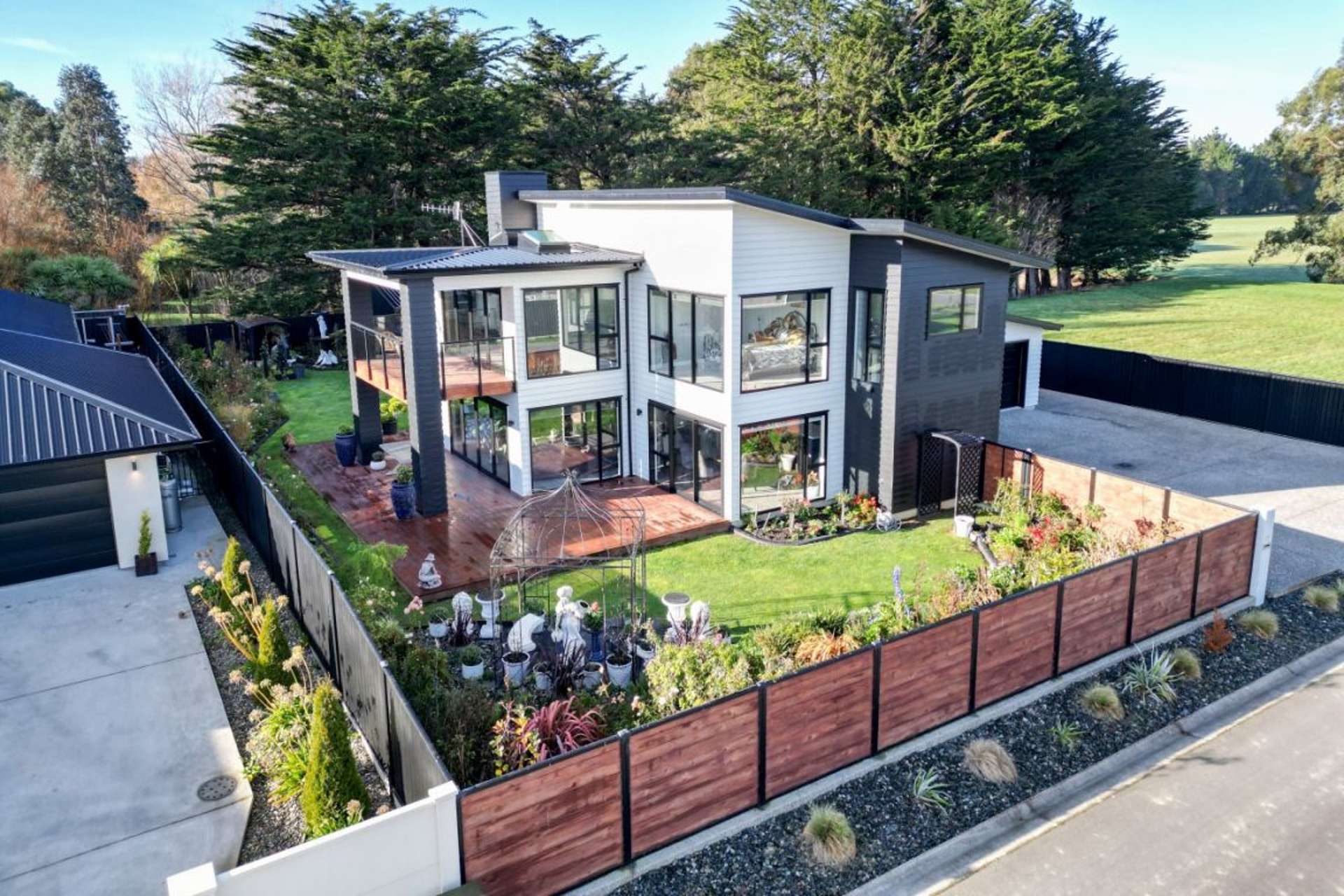 77 Richfield Drive Waikiwi_0