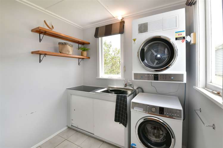 36 Karaka Street Helensville_8