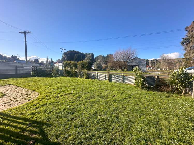 30 Huia Street Ohura_13