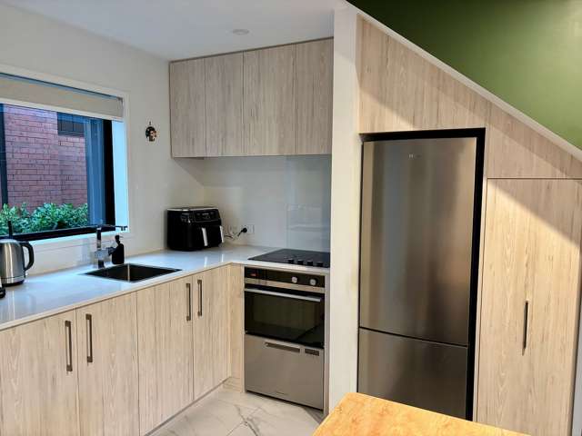 9/1 Milne Crescent Taita_3