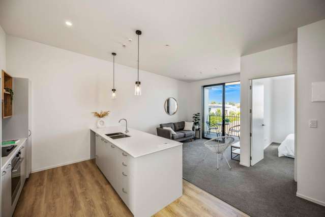 Priced to sell – new freehold work/live options