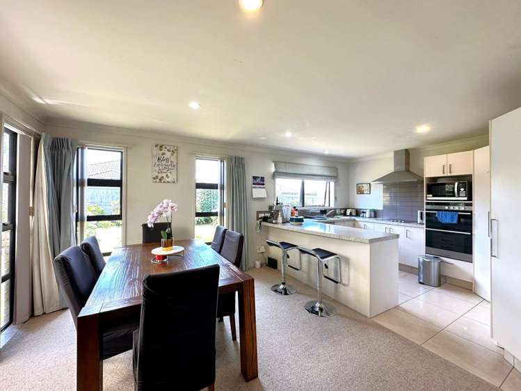 53 Sunningdale Street Wattle Downs_23