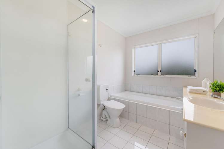 2/14 Casabella Court Northpark_10