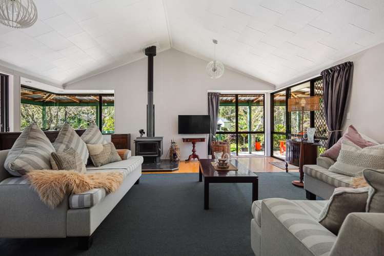 358 Valley Road Whataupoko_2