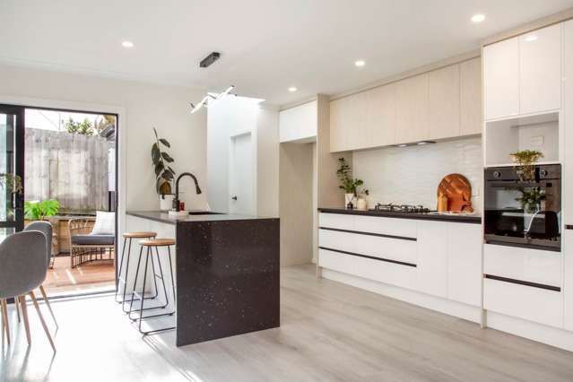 37A & B Reid Road New Lynn_1