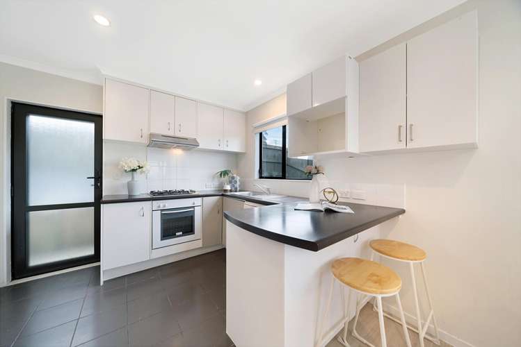 124a Golf Road New Lynn_7